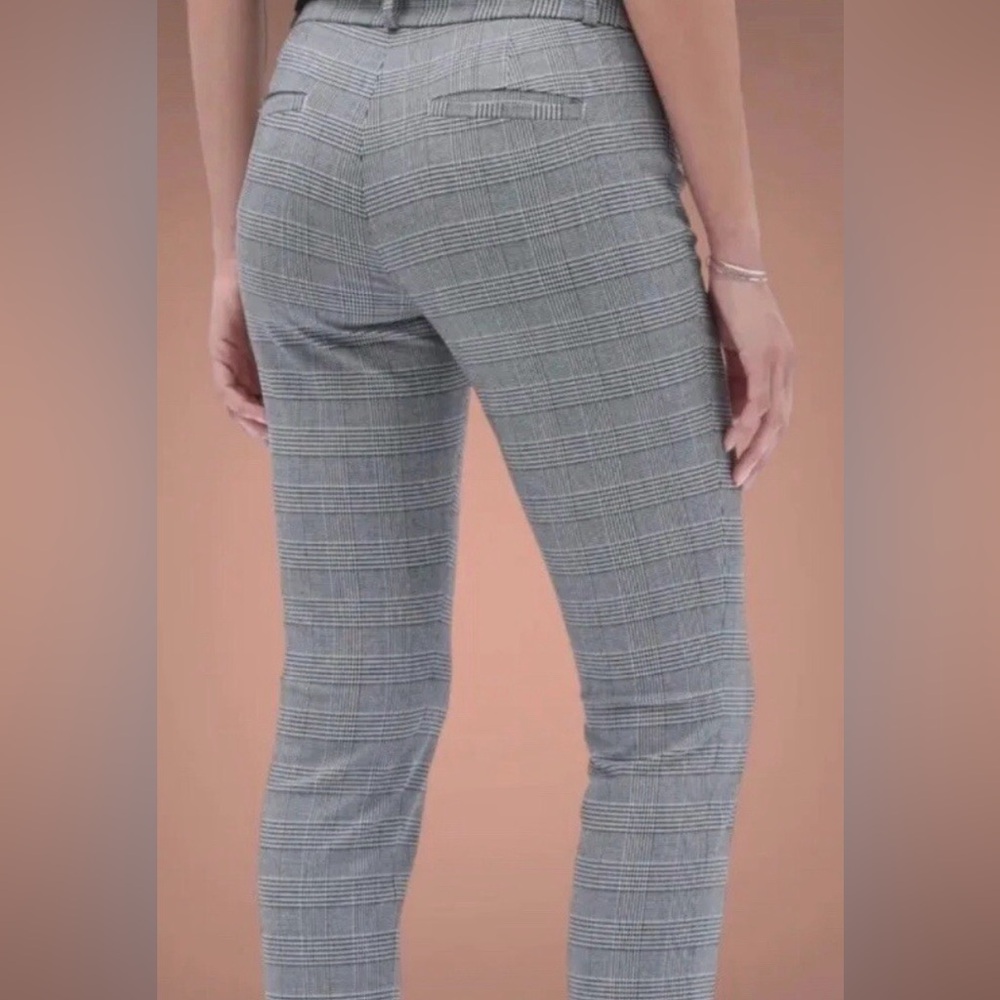 Banana Republic Sloan Fit Slim Pants – Grey & Black Plaid - Size 2